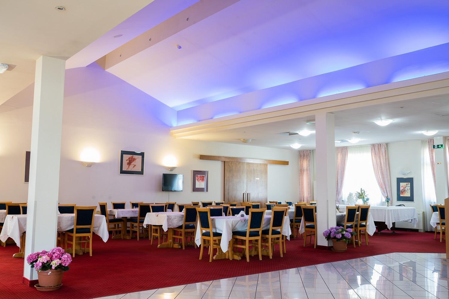 Bors Iris Hotel מראה חיצוני תמונה