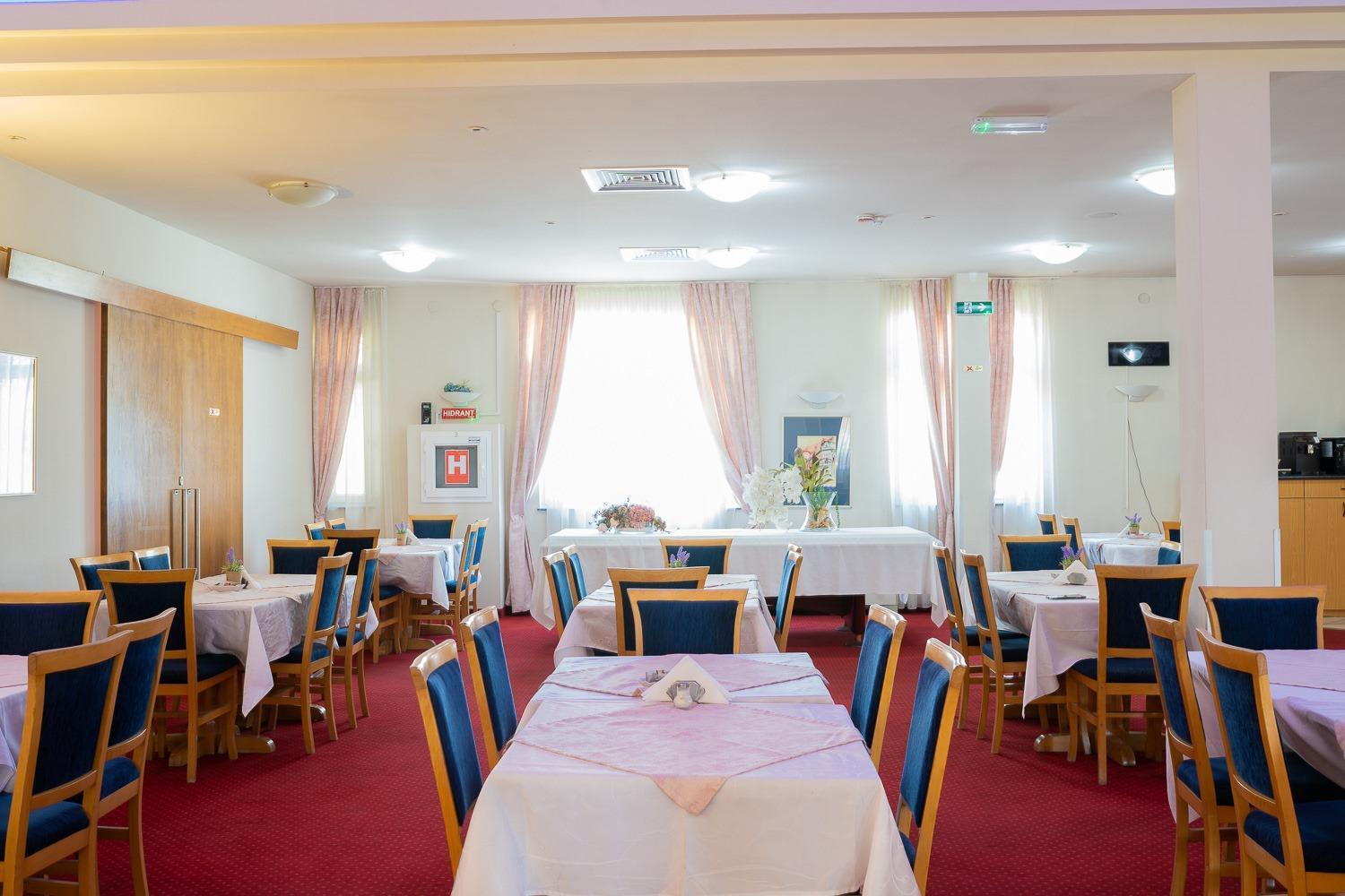 Bors Iris Hotel מראה חיצוני תמונה