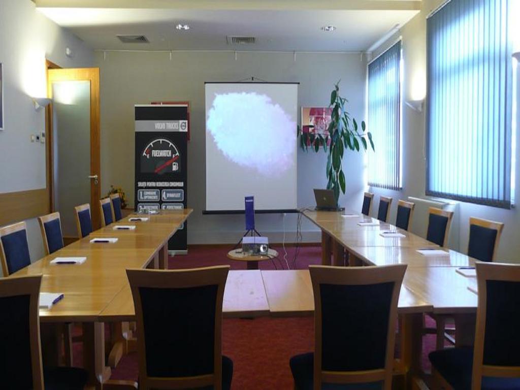 Bors Iris Hotel מראה חיצוני תמונה