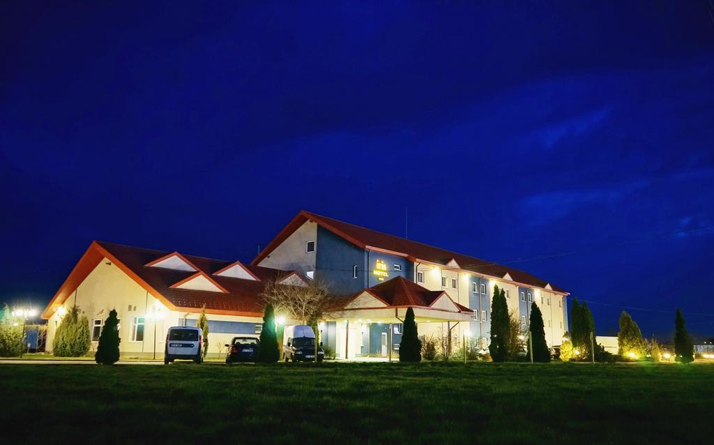 Bors Iris Hotel מראה חיצוני תמונה