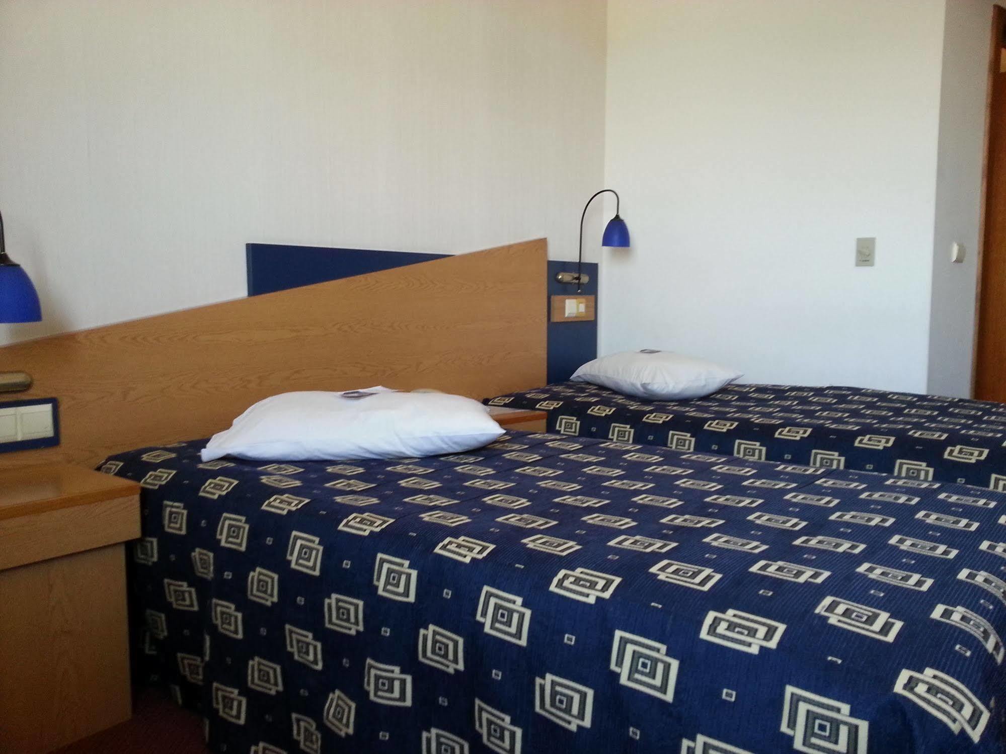 Bors Iris Hotel מראה חיצוני תמונה