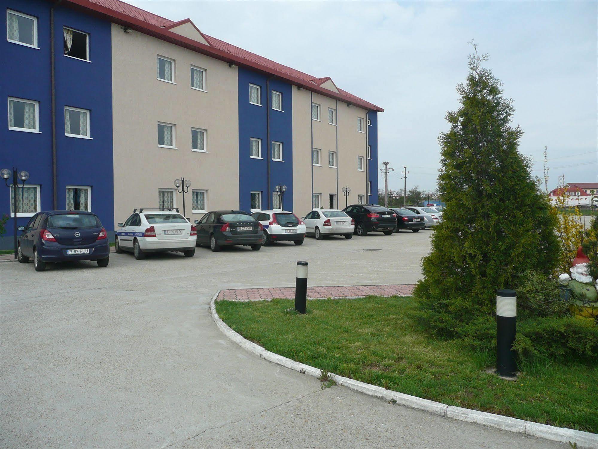 Bors Iris Hotel מראה חיצוני תמונה