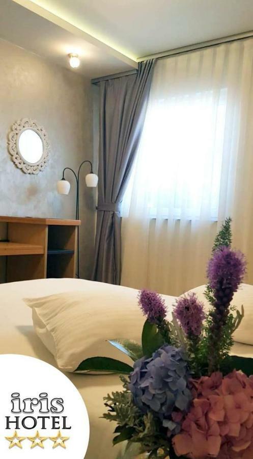 Bors Iris Hotel מראה חיצוני תמונה