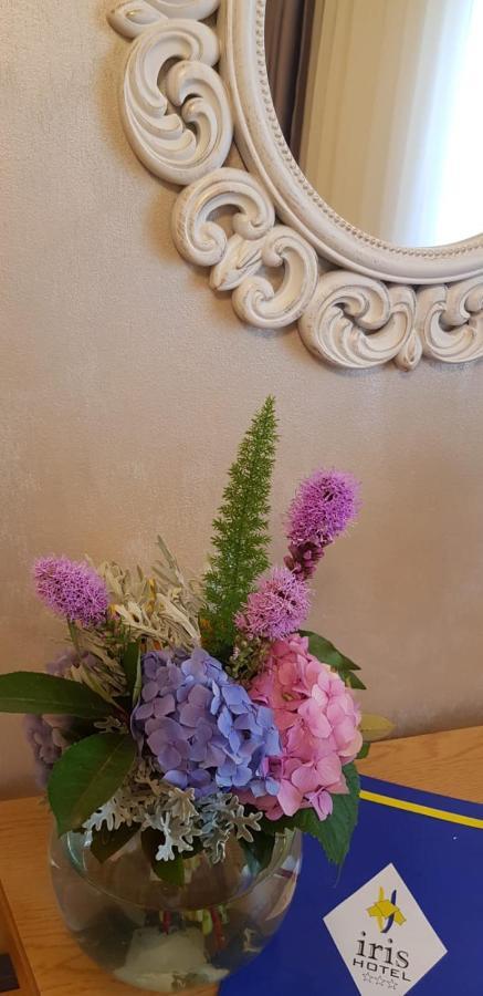 Bors Iris Hotel מראה חיצוני תמונה